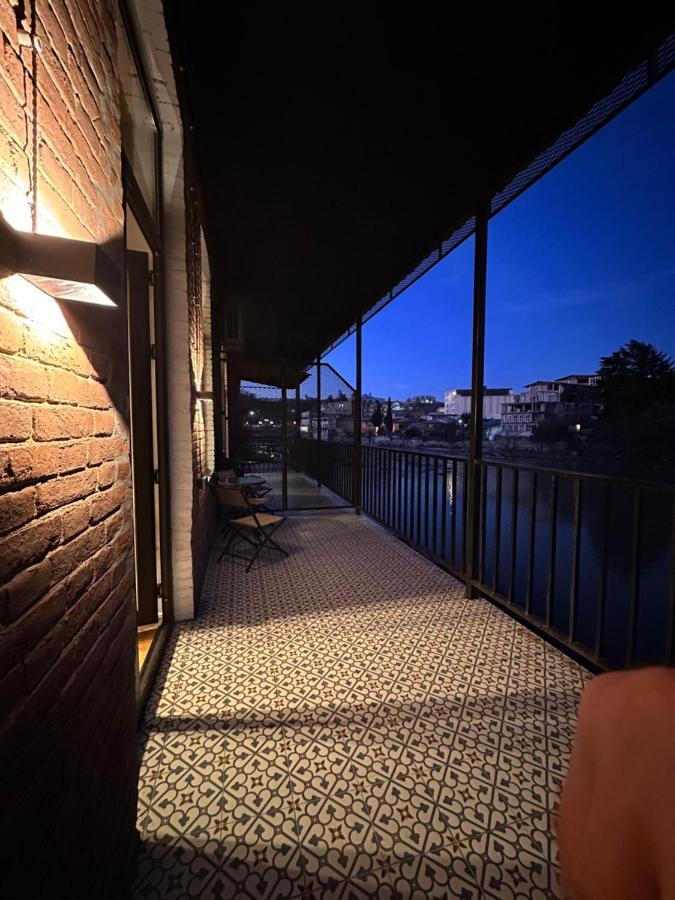 Apartment Riverside كوتايسي المظهر الخارجي الصورة
