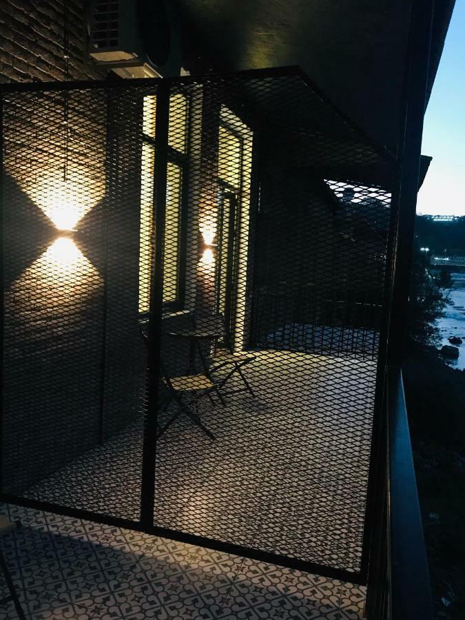 Apartment Riverside كوتايسي المظهر الخارجي الصورة